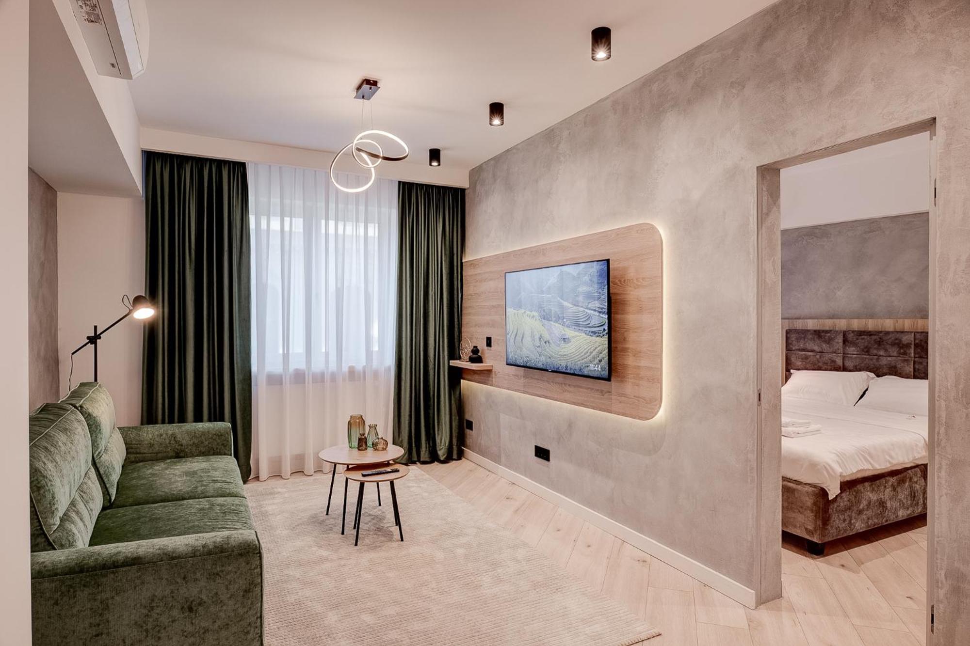 Chanttal Luxury - Boutique * Bucarest